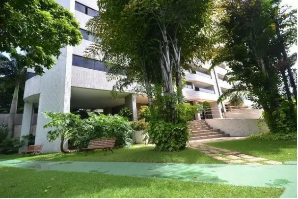 Apartamento com 4 Quartos para Alugar, 215 m² por R$ 5.500/Mês Rua Laurindo Coelho - Casa Forte, Recife - PE