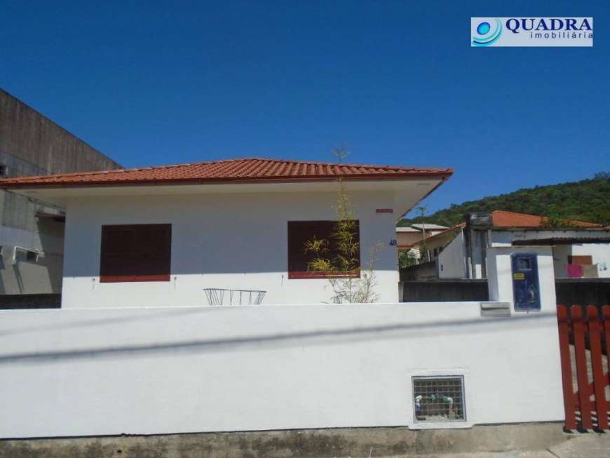 Casa com 2 Quartos para Alugar, 75 m² por R$ 1.700/Mês Servidão Natalina Machado - Cacupé, Florianópolis - SC