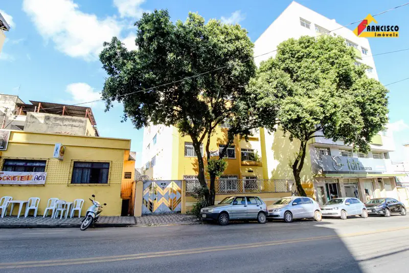 Apartamento com 5 Quartos para Alugar, 130 m² por R$ 1.400/Mês Rua Sergipe, 759 - Centro, Divinópolis - MG