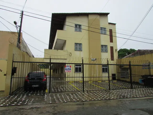Apartamento com 2 Quartos para Alugar, 40 m² por R$ 650/Mês Rua Tiradentes, 871 - Rodolfo Teófilo, Fortaleza - CE