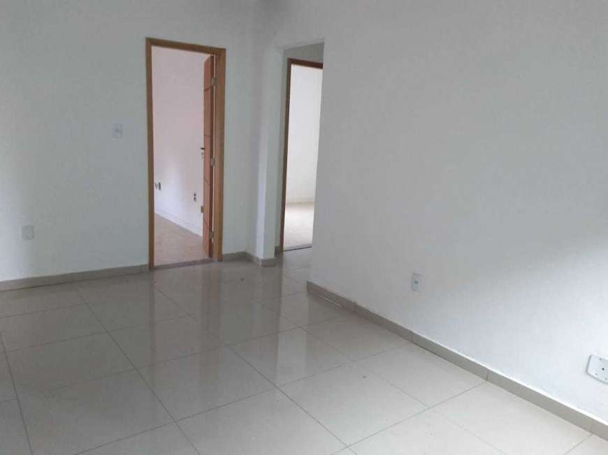 Apartamento com 3 Quartos para Alugar, 65 m² por R$ 1.300/Mês Rua das Acácias - Vargem Grande, Rio de Janeiro - RJ