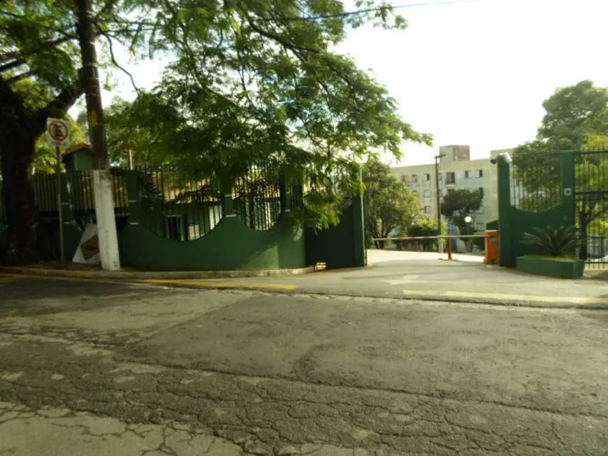 Apartamento com 3 Quartos para Alugar, 75 m² por R$ 1.300/Mês Rua Robert Bird, 137 - Pedreira, São Paulo - SP