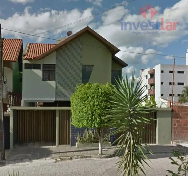 Casa com 5 Quartos à Venda, 100 m² por R$ 550.000 Itararé, Campina Grande - PB
