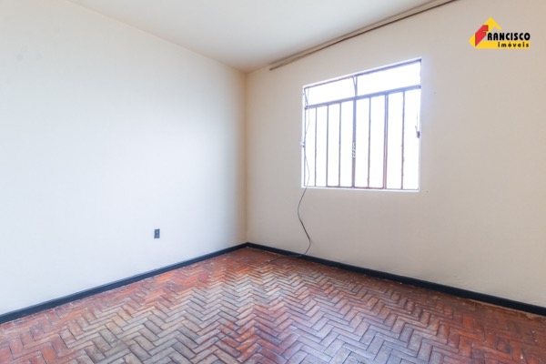 Casa com 2 Quartos para Alugar, 60 m² por R$ 750/Mês Rua Fernão Dias, 820 - Porto Velho, Divinópolis - MG