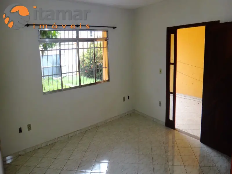 Casa de Condomínio com 2 Quartos para Alugar, 120 m² por R$ 1.300/Mês Praia do Morro, Guarapari - ES