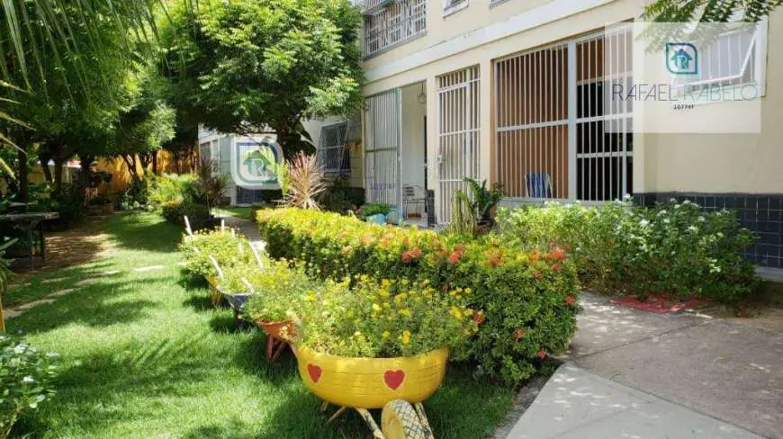 Apartamento com 3 Quartos à Venda, 86 m² por R$ 220.000 Rua Waldir Diogo, 1140 - Manuel Sátiro, Fortaleza - CE