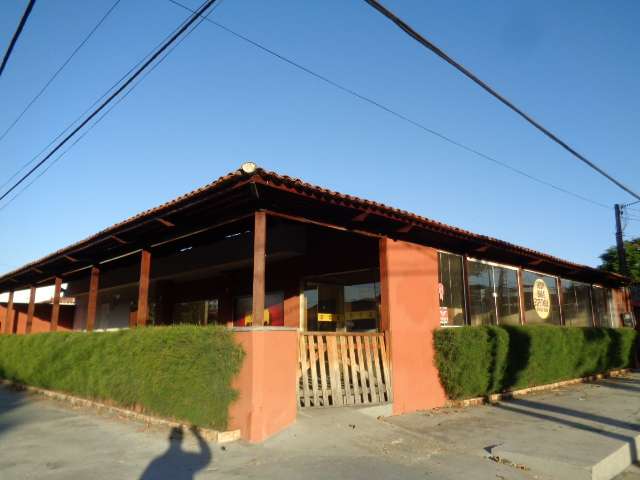Casa com 1 Quarto para Alugar por R$ 2.800/Mês Rua Parnaíba - Parque Manibura, Fortaleza - CE
