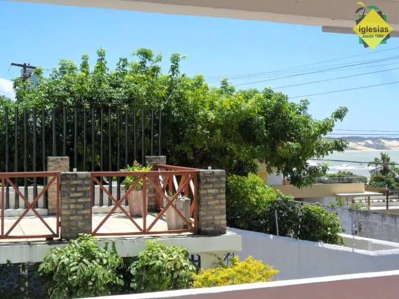 Casa com 5 Quartos à Venda, 339 m² por R$ 850.000 Ponta Negra, Natal - RN
