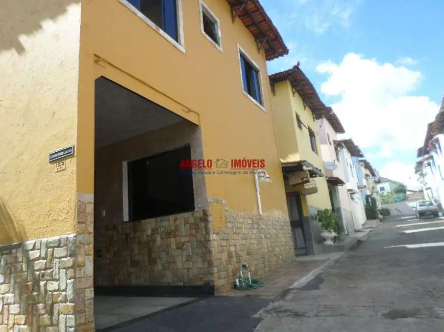 Casa de Condomínio com 4 Quartos à Venda, 120 m² por R$ 350.000 Rua do Cerrado - São João Batista, Belo Horizonte - MG