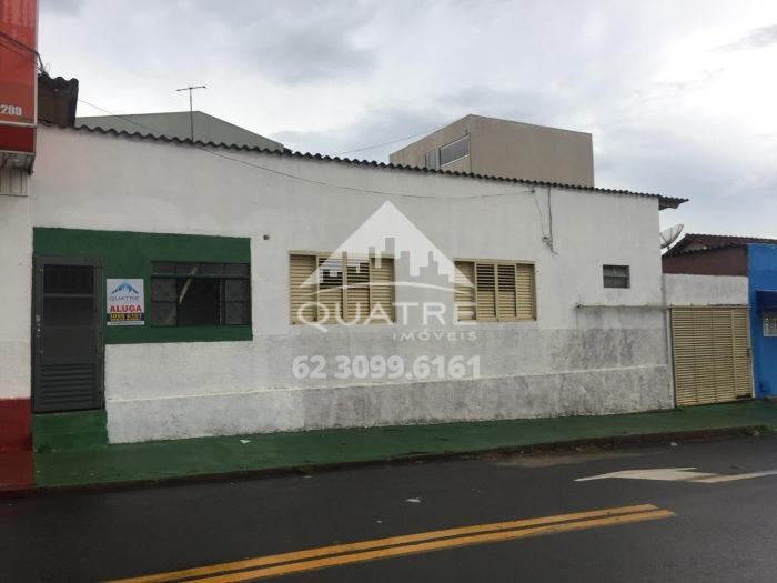 Casa com 3 Quartos para Alugar, 80 m² por R$ 660/Mês Avenida Tiradentes - Setor Central, Anápolis - GO