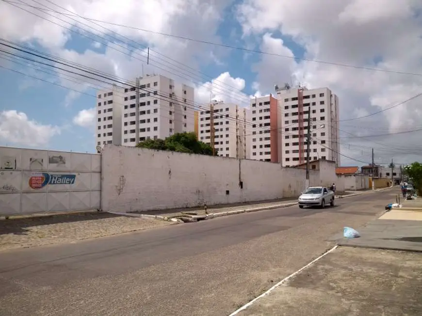 Lote/Terreno para Alugar, 3400 m² por R$ 10.000/Mês Dezoito do Forte, Aracaju - SE