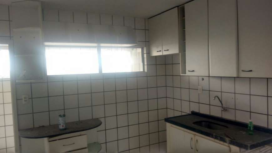 Apartamento com 3 Quartos à Venda, 70 m² por R$ 305.000 Rua Jornalista Edson Regis - Ibura, Recife - PE