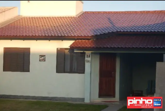 Casa com 2 Quartos à Venda, 69 m² por R$ 99.902 Centro, Jaguaruna - SC