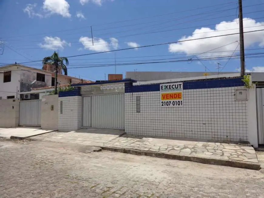 Casa com 3 Quartos à Venda por R$ 430.000 Rua Coronel Manoel Henrique Sá Filho - Ipês, João Pessoa - PB