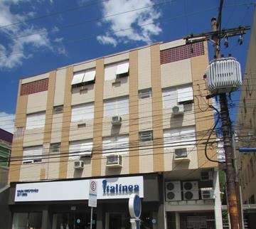 Apartamento com 3 Quartos para Alugar, 110 m² por R$ 1.800/Mês Avenida Cristóvão Colombo, 1323 - Floresta, Porto Alegre - RS