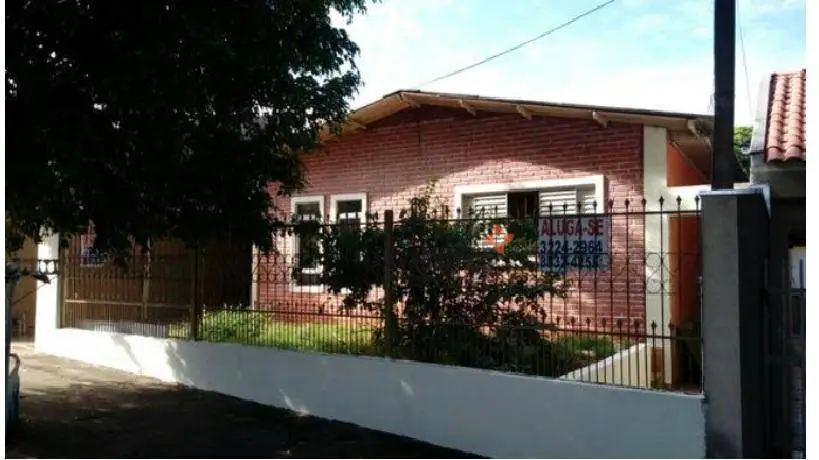 Casa com 3 Quartos para Alugar, 182 m² por R$ 1.700/Mês Rua das Orquídeas - Jardim Maravilha, Maringá - PR