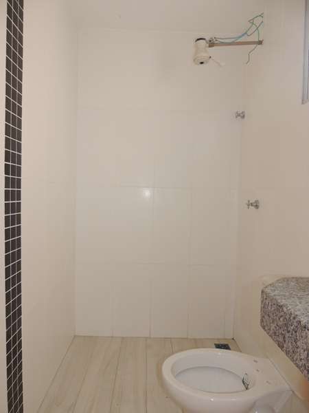 Apartamento com 3 Quartos para Alugar, 70 m² por R$ 699/Mês Rua Icaraí, 141 - Manoel Valinhas, Divinópolis - MG