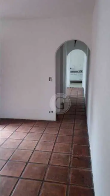 Sobrado com 3 Quartos para Alugar, 150 m² por R$ 2.000/Mês Rua José Cerqueira Bastos, 156 - Butantã, São Paulo - SP