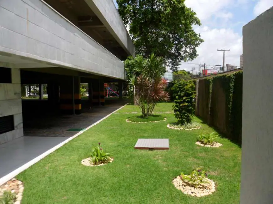 Apartamento com 3 Quartos para Alugar, 170 m² por R$ 2.500/Mês Santana, Recife - PE