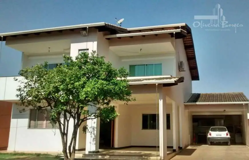 Sobrado com 3 Quartos à Venda, 300 m² por R$ 850.000 Araujoville, Anápolis - GO