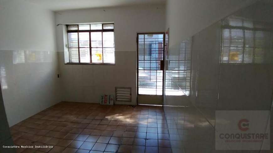Casa com 2 Quartos para Alugar, 75 m² por R$ 1.500/Mês Luz, São Paulo - SP