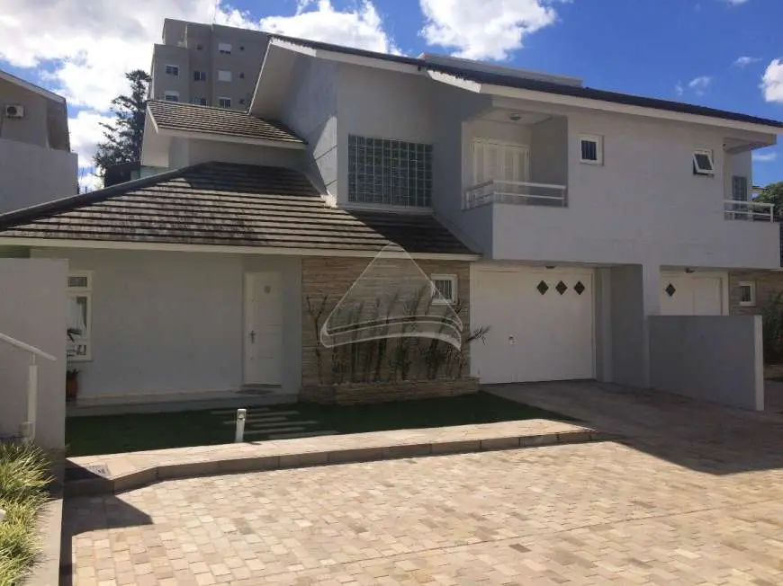 Casa com 3 Quartos à Venda, 170 m² por R$ 890.000 Lucas Araújo, Passo Fundo - RS