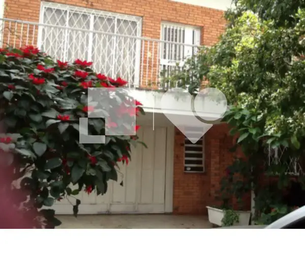 Casa com 4 Quartos à Venda, 264 m² por R$ 980.000 Rua Quintino Bandeira - São Geraldo, Porto Alegre - RS