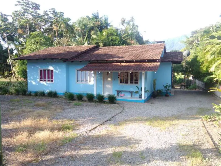 Casa com 3 Quartos à Venda, 100 m² por R$ 420.000 Pirabeiraba, Joinville - SC