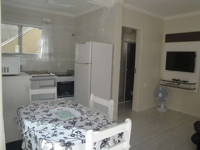 Apartamento com 1 Quarto para Alugar, 40 m² por R$ 275/Dia Rua Franklin Cascaes, 93 - Ponta das Canas, Florianópolis - SC