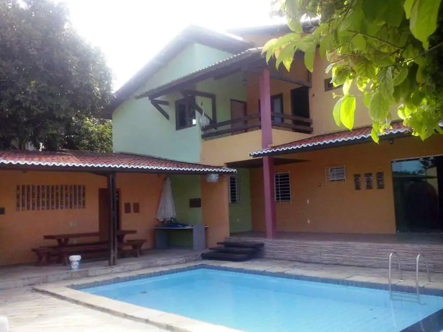 Casa com 4 Quartos à Venda, 750 m² por R$ 1.100.000 Centro, Itapissuma - PE