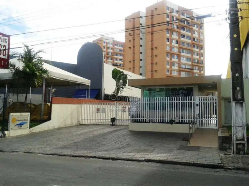 Apartamento com 3 Quartos à Venda, 127 m² por R$ 250.000 Ponto Novo, Aracaju - SE