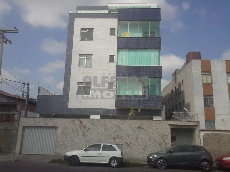 Apartamento com 3 Quartos para Alugar, 196 m² por R$ 3.000/Mês Rua Ciprestes - Eldorado, Contagem - MG