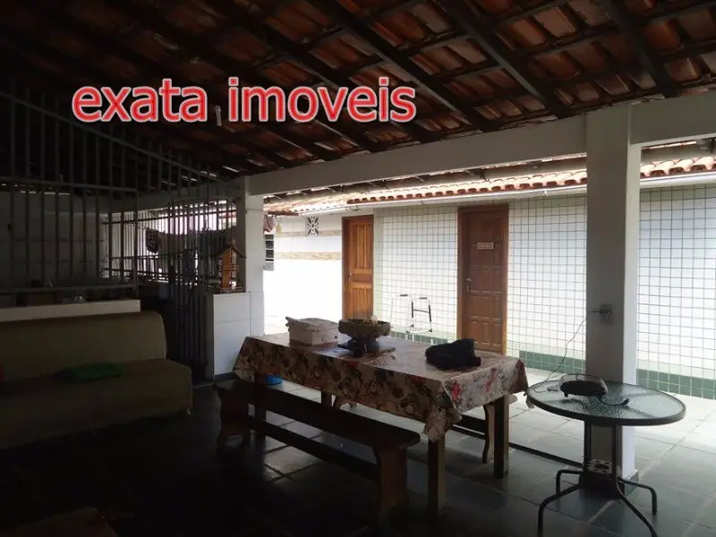 Casa com 3 Quartos à Venda, 250 m² por R$ 920.000 Rua Guaraciaba - Jardim Atlântico, Serra - ES