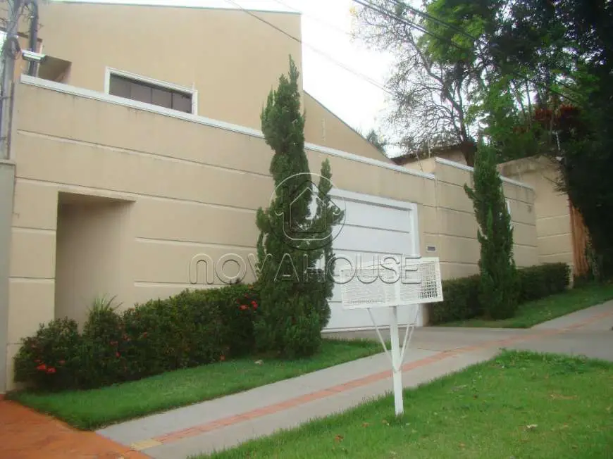 Sobrado com 5 Quartos à Venda, 441 m² por R$ 1.500.000 Jardim São Bento, Campo Grande - MS