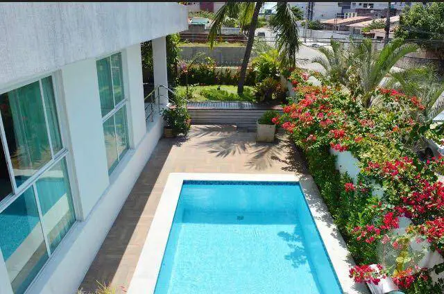 Casa com 3 Quartos à Venda, 280 m² por R$ 880.000 Rua Doutor Damasquins Ramos Maciel - Bessa, João Pessoa - PB