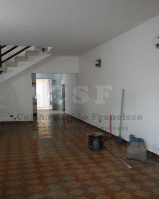 Casa com 3 Quartos à Venda, 254 m² por R$ 950.000 Centro, Osasco - SP