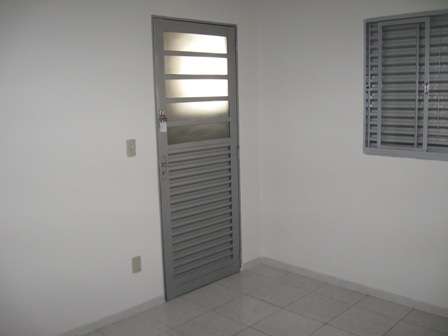 Apartamento com 2 Quartos para Alugar, 50 m² por R$ 550/Mês Angola, Betim - MG