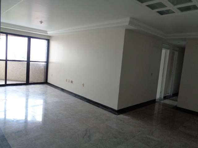 Apartamento com 3 Quartos para Alugar, 140 m² por R$ 2.000/Mês Brisamar, João Pessoa - PB