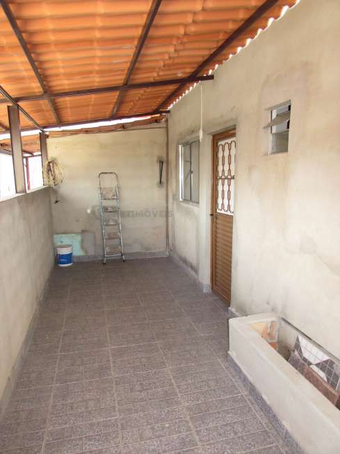 Casa com 2 Quartos para Alugar, 50 m² por R$ 530/Mês Vila Cristina, Betim - MG