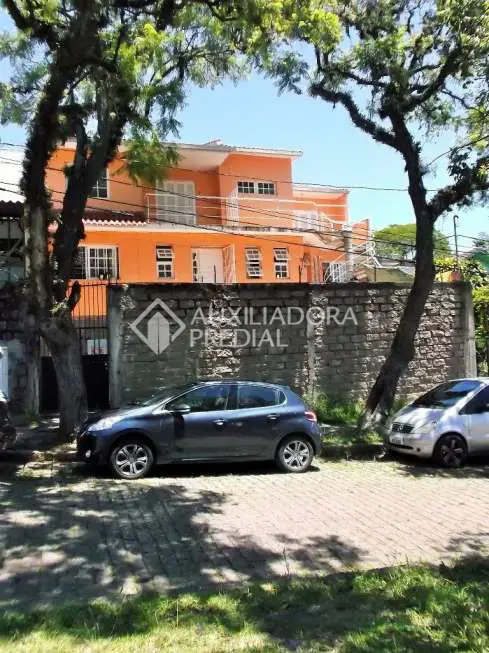 Apartamento com 2 Quartos para Alugar, 50 m² por R$ 950/Mês Avenida Francisco Massena Vieira, 48 - Santa Tereza, Porto Alegre - RS