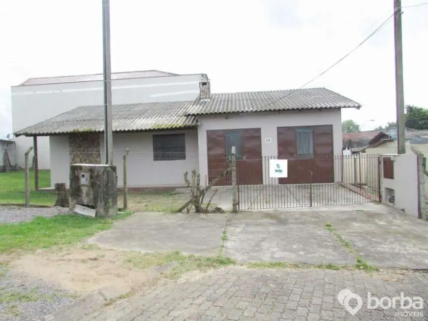 Casa com 3 Quartos para Alugar por R$ 550/Mês Vila Schulz, Santa Cruz do Sul - RS