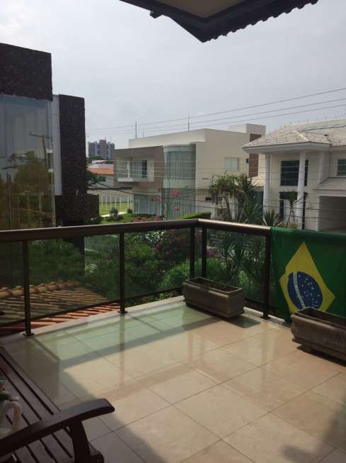 Casa com 4 Quartos à Venda, 400 m² por R$ 2.700.000 Avenida Ephigênio Salles, 2055 - Aleixo, Manaus - AM