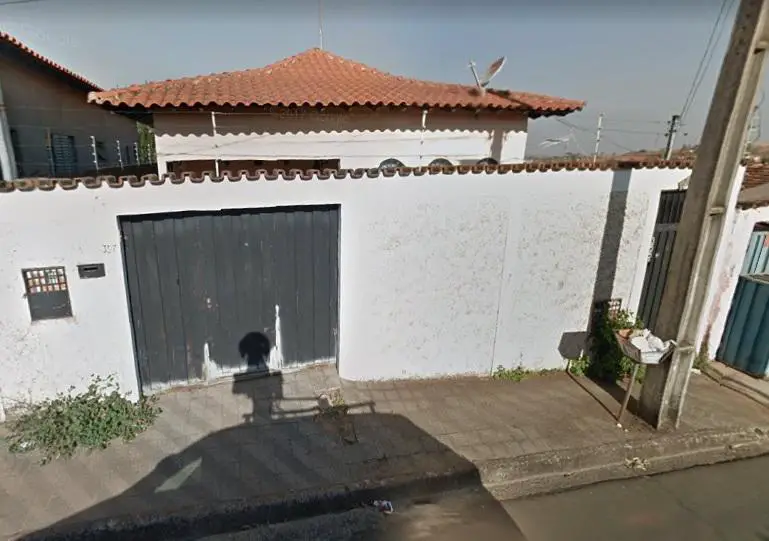 Casa com 1 Quarto para Alugar, 60 m² por R$ 500/Mês Conjunto Costa Telles I, Uberaba - MG