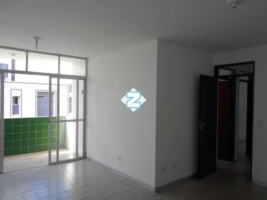 Apartamento com 2 Quartos para Alugar, 95 m² por R$ 850/Mês Avenida João Davino, 288 - Jatiúca, Maceió - AL