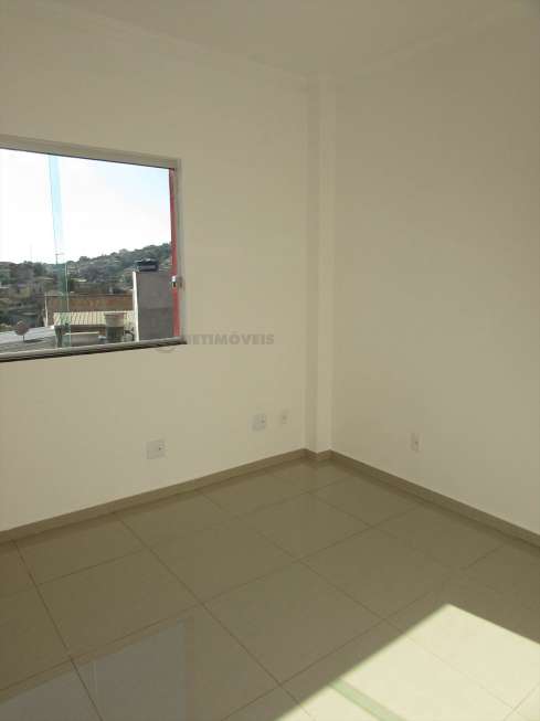 Apartamento com 3 Quartos para Alugar, 55 m² por R$ 900/Mês Petrolândia, Contagem - MG