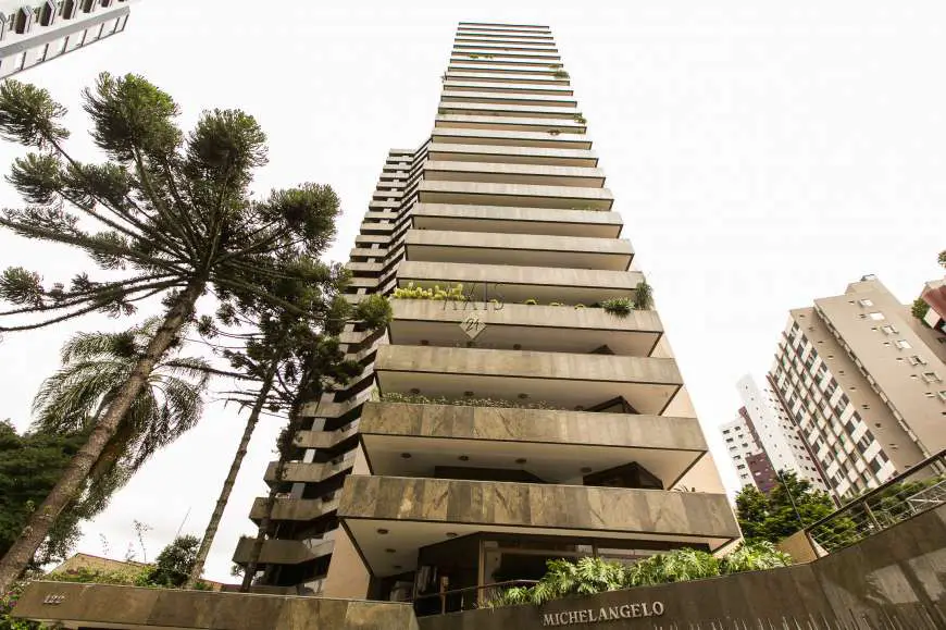 Apartamento com 4 Quartos à Venda, 558 m² por R$ 4.300.000 Rua São Pedro, 122 - Cabral, Curitiba - PR