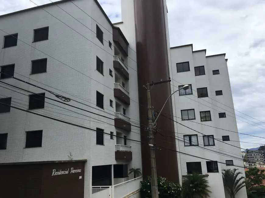 Apartamento com 2 Quartos à Venda, 65 m² por R$ 320.000 Rua Capivari - São Benedito, Poços de Caldas - MG