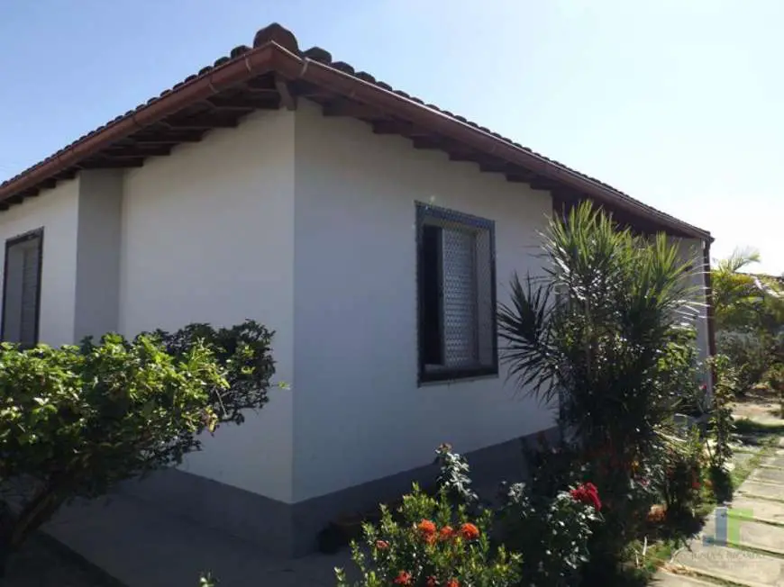 Casa com 3 Quartos à Venda, 70 m² por R$ 250.000 Avenida Oceânica, 216 - Praia do Morro, Guarapari - ES