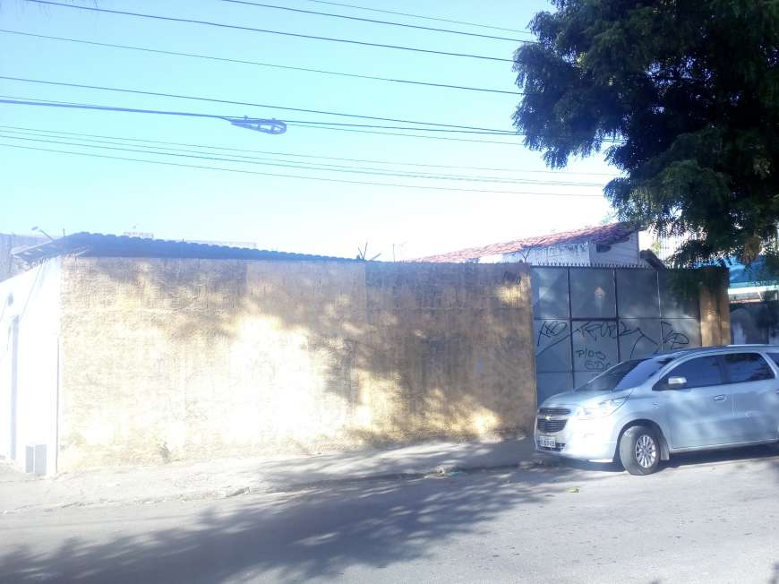 Lote/Terreno para Alugar, 407 m² por R$ 2.000/Mês Rua General Clarindo de Queiroz, 1860 - Farias Brito, Fortaleza - CE
