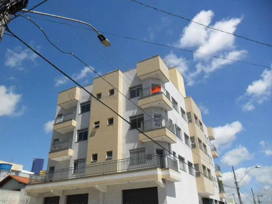 Apartamento com 3 Quartos para Alugar, 180 m² por R$ 1.200/Mês Rua Manoel João Diniz Camargos, 101 - Alvorada, Contagem - MG